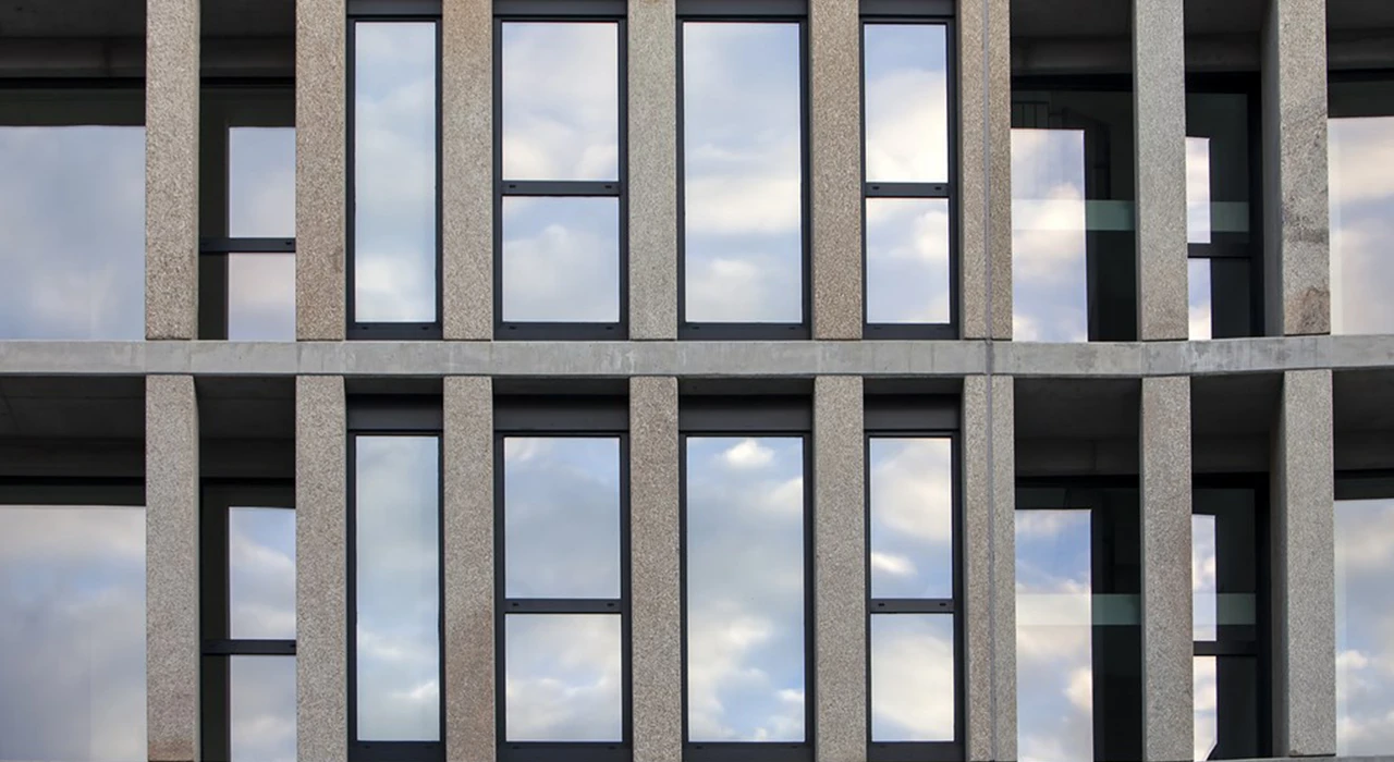 Caixilharia Minimalista Cortizo