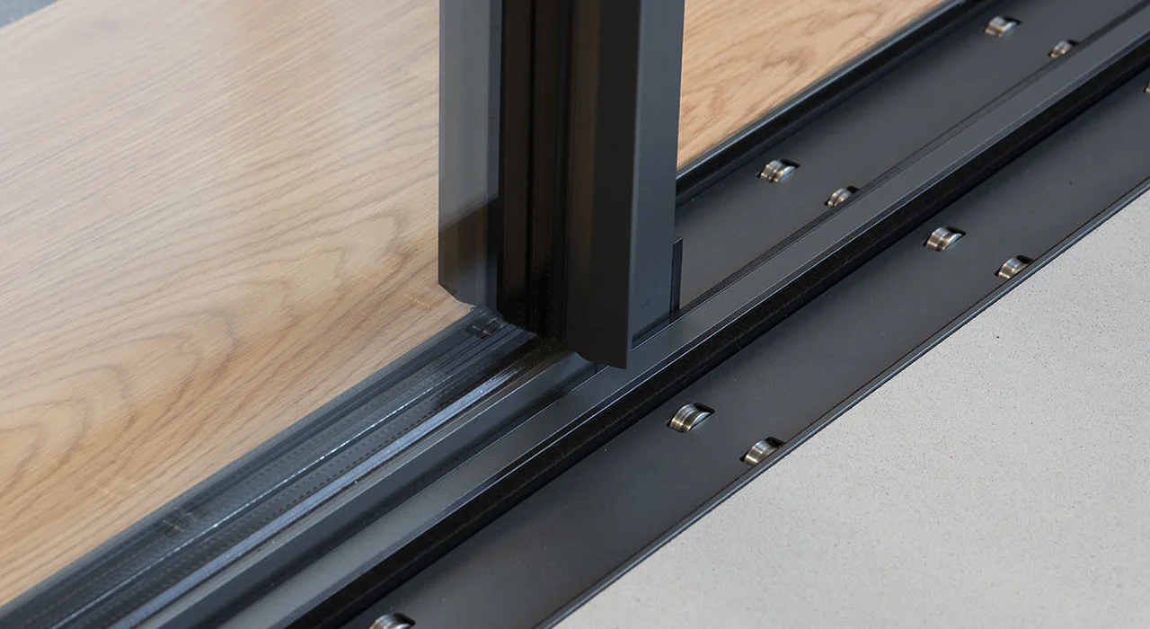 Caixilharia Minimalista Cortizo